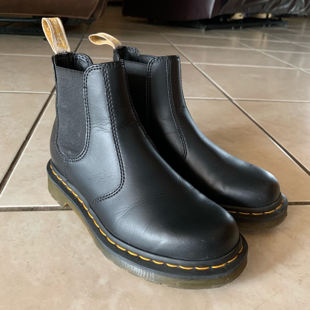 Dr. Marten Chelsea boots